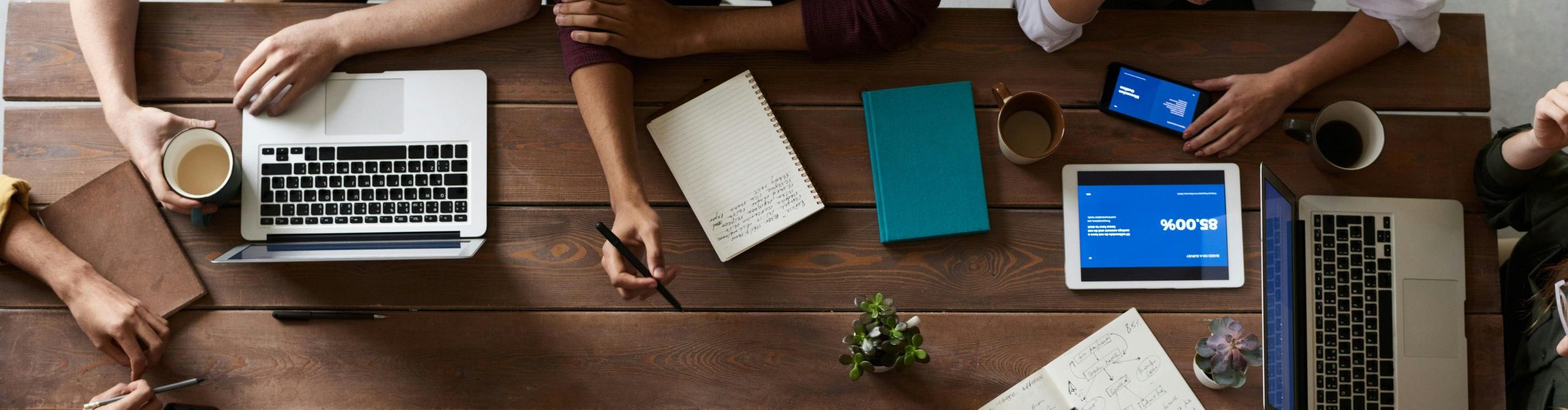 pexels-fauxels-3183150